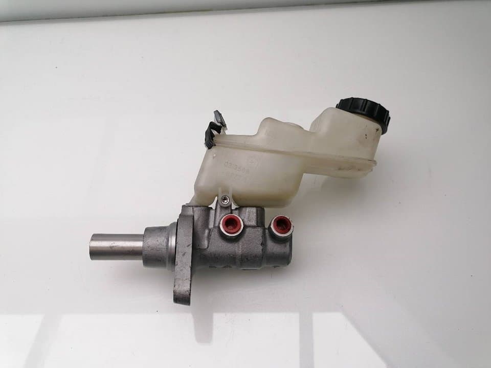Bomba freno TOYOTA YARIS (NCP1/NLP1/SCP1) 2