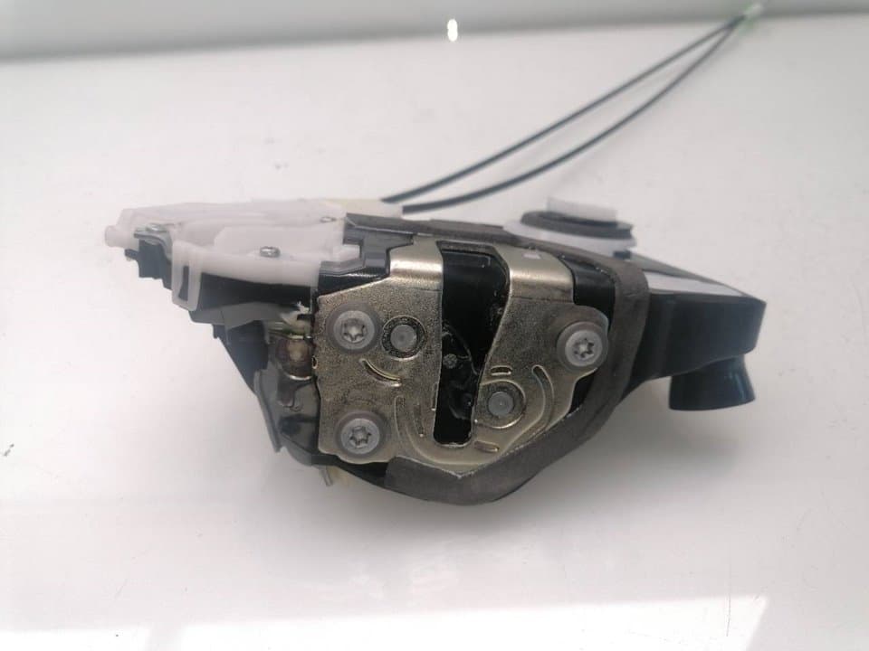 Cerradura puerta delantera derecha TOYOTA YARIS (NCP1/NLP1/SCP1) 5