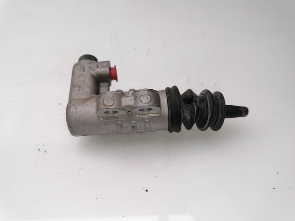 Bombin embrague KIA STONIC 3