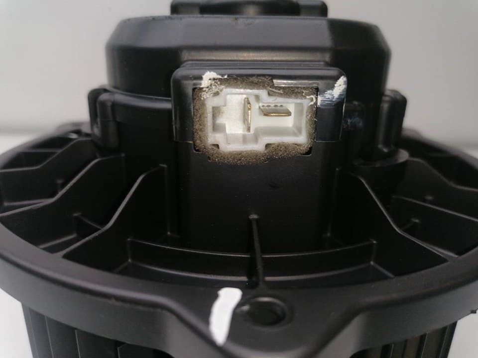 Motor calefaccion KIA STONIC 3