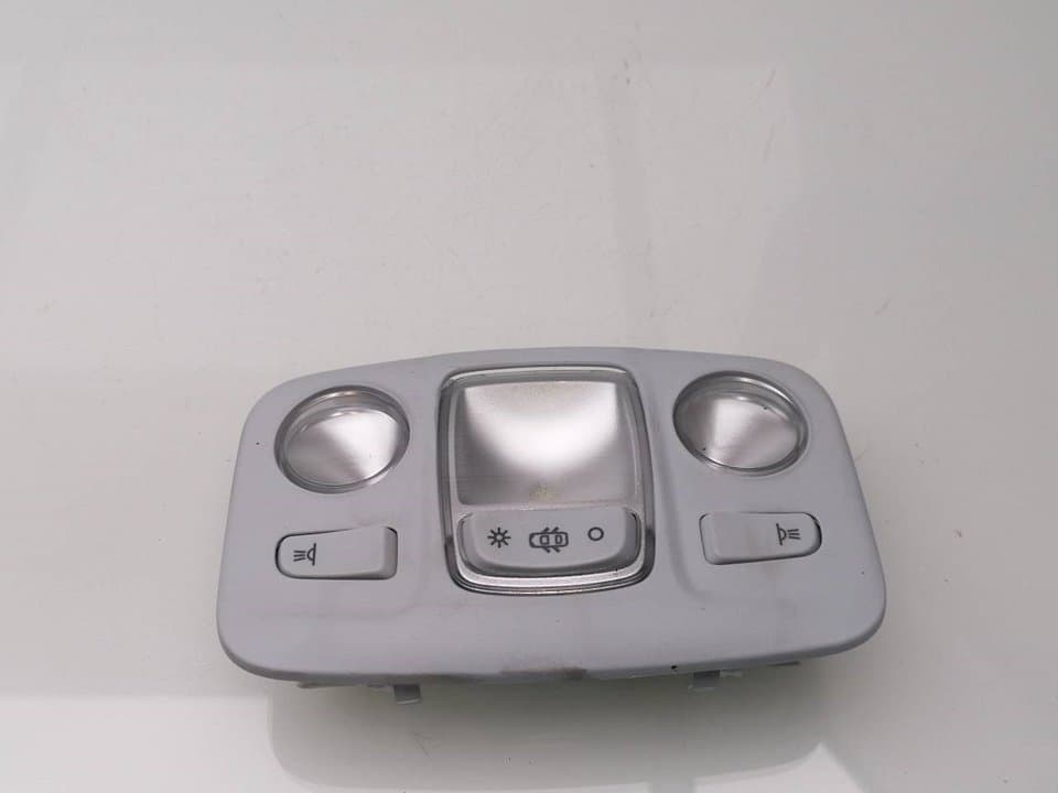 Luz interior PEUGEOT 2008 (P1)