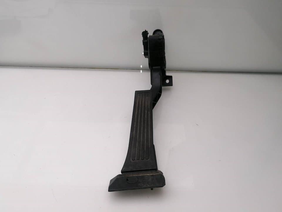 Pedal acelerador KIA CARENS ( )