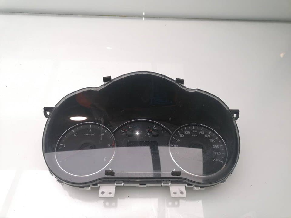 Cuadro instrumentos KIA CARENS ( )