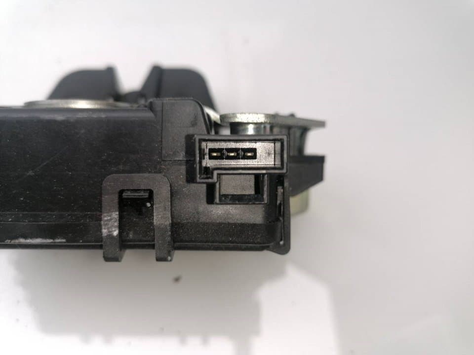 Cerradura maletero / porton OPEL ZAFIRA B 3
