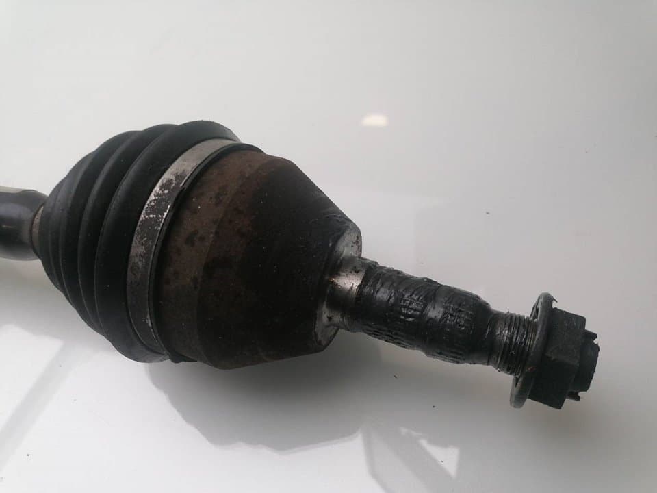 Transmision delantera izquierda OPEL ZAFIRA B 4