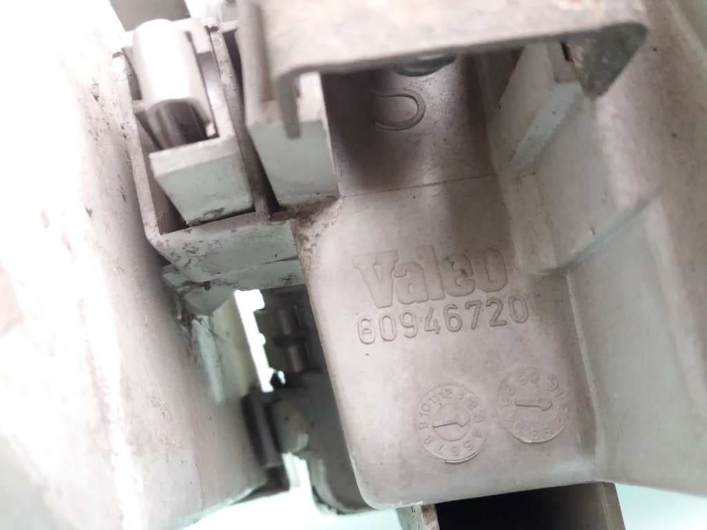 Faro izquierdo RENAULT ESPACE (J63) 4