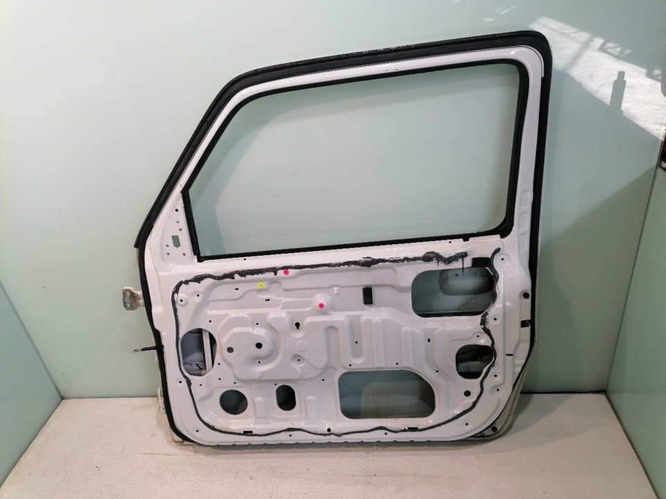 Puerta delantera derecha SUZUKI JIMNY SN (FJ) 5