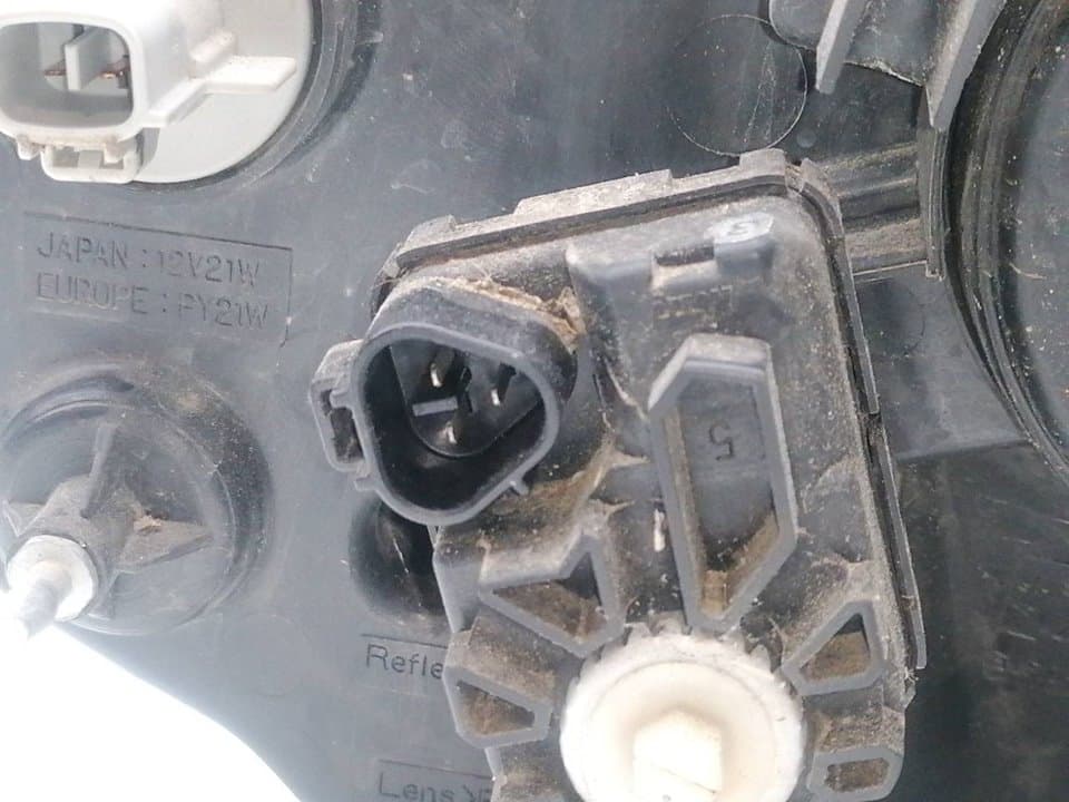 Faro izquierdo SUZUKI JIMNY SN (FJ) 3