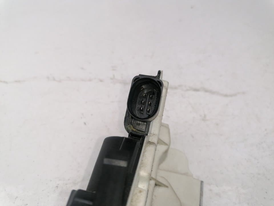 Cerradura puerta trasera izquierda SEAT IBIZA SC (6J1) 5