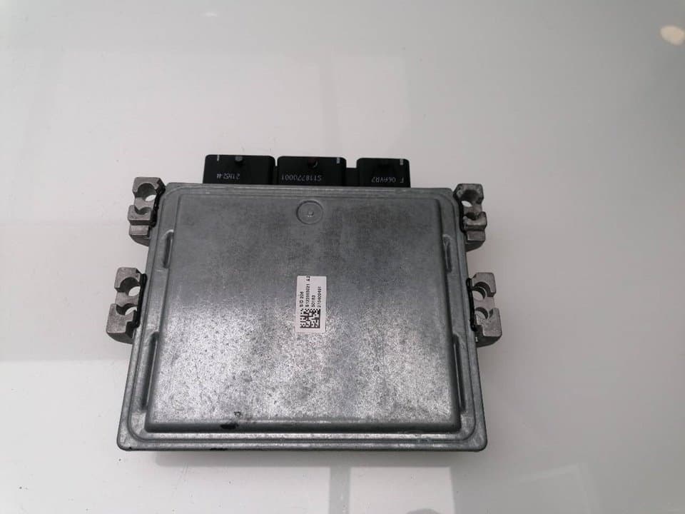 Centralita motor uce FORD C-MAX 3