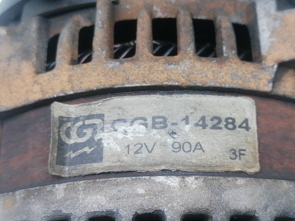 Alternador TOYOTA COROLLA (E12) 3