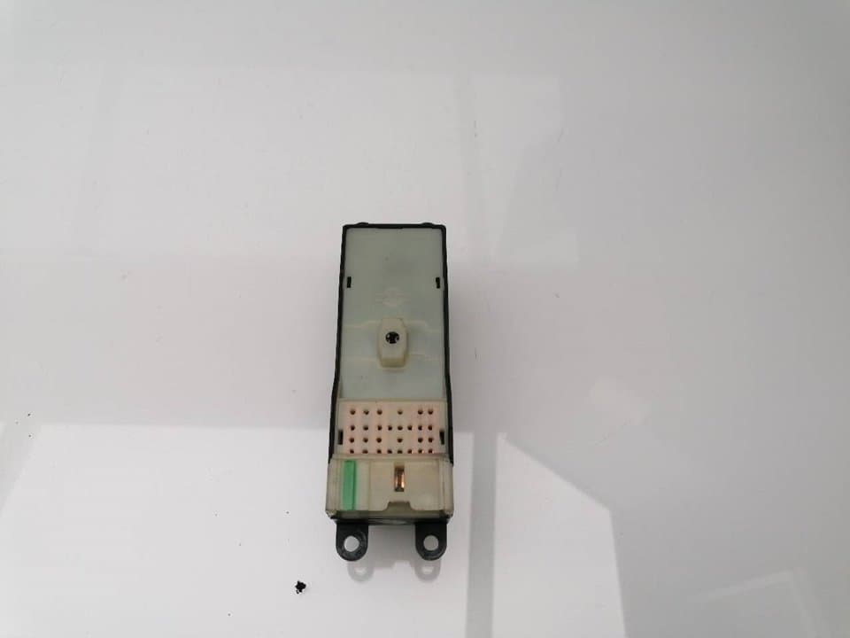 Mando elevalunas delantero izquierdo NISSAN PRIMERA BERLINA (P11) 3