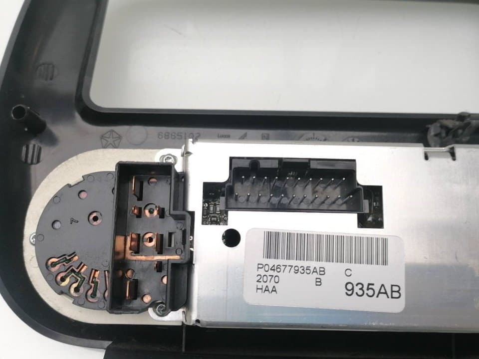 Recambio CHRYSLER VOYAGER (RG) ref. P04677935AB 3