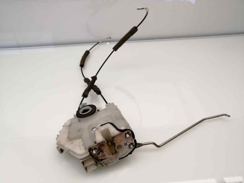 Cerradura puerta delantera derecha HONDA FR-V (BE)