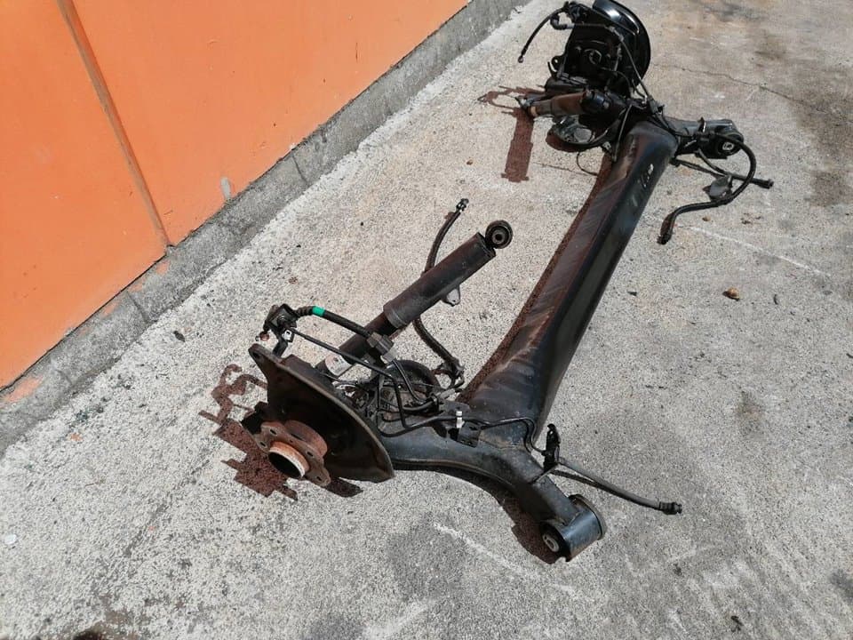 Puente trasero NISSAN QASHQAI (J11) 4