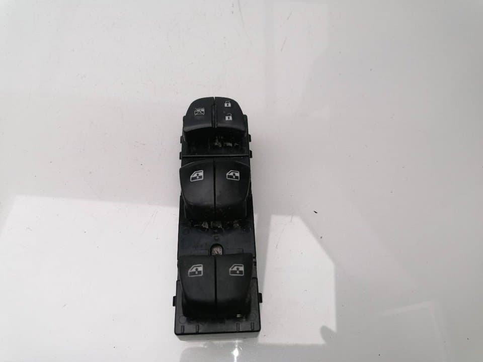 Mando elevalunas delantero izquierdo NISSAN QASHQAI (J11)
