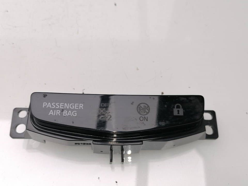 Pantalla multifuncion NISSAN QASHQAI (J11)