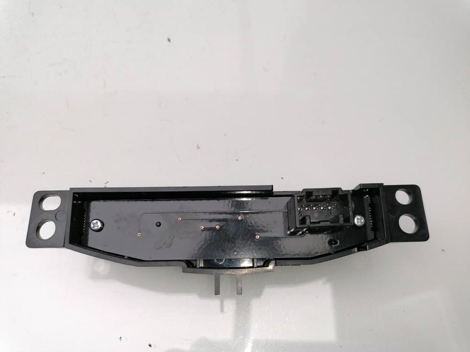 Pantalla multifuncion NISSAN QASHQAI (J11) 2
