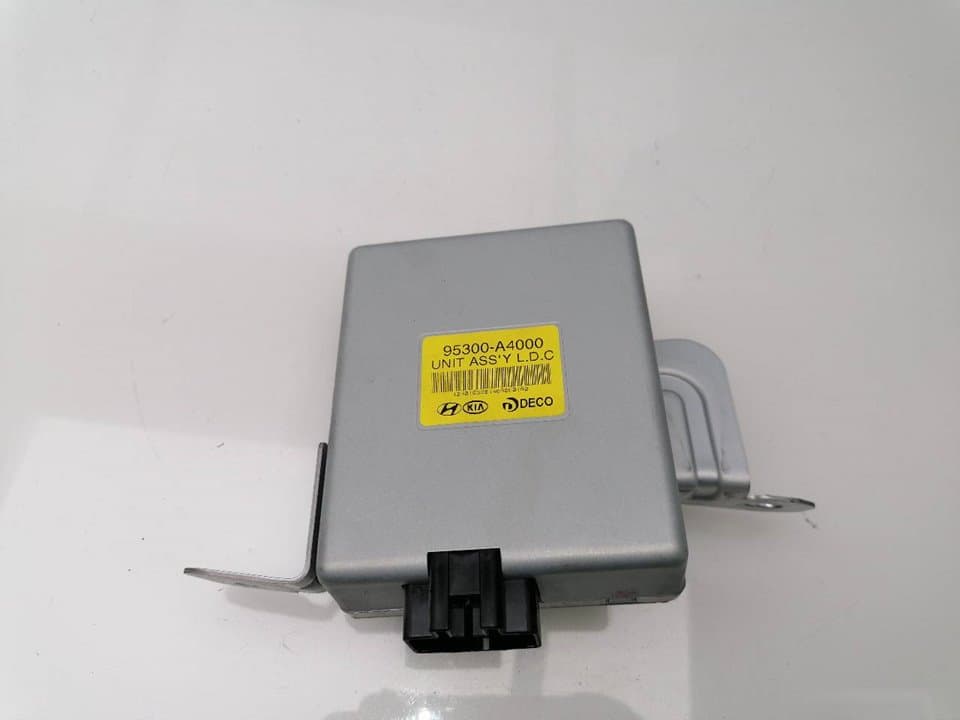 Modulo electronico KIA CARENS ( )