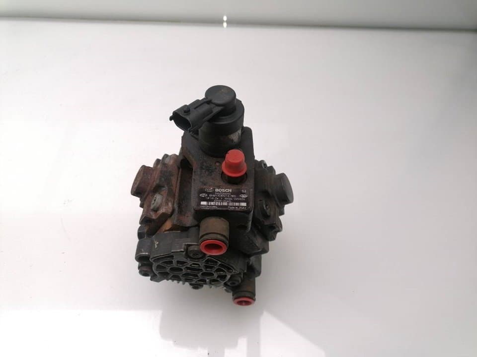 Bomba inyeccion KIA CARENS ( )