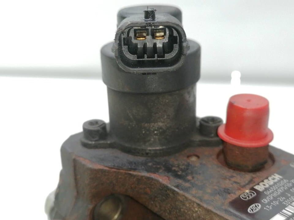 Bomba inyeccion KIA CARENS ( ) 3