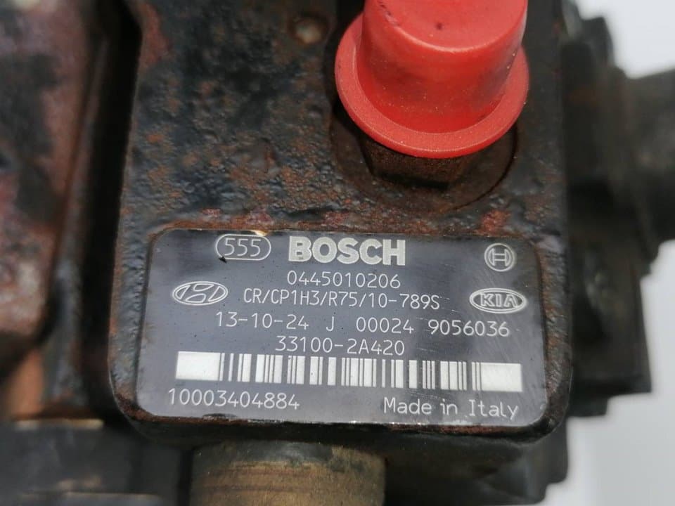 Bomba inyeccion KIA CARENS ( ) 2