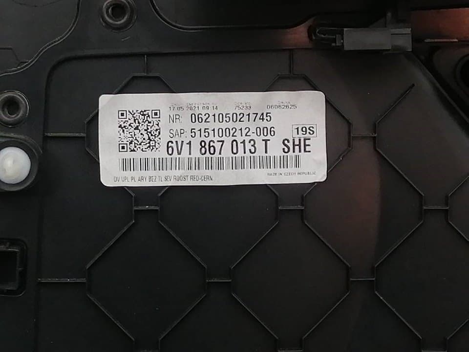 Recambio SKODA FABIA (6Y2/6Y3) ref. 6V1867013 2