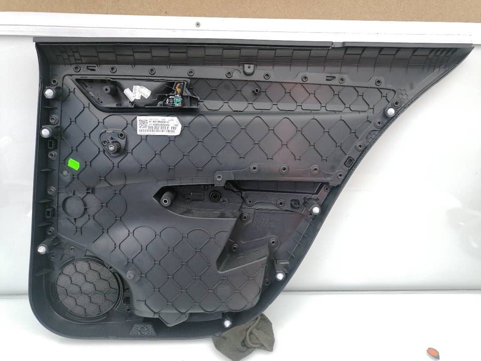 Recambio SKODA FABIA (6Y2/6Y3) ref. 6V6867023F 2