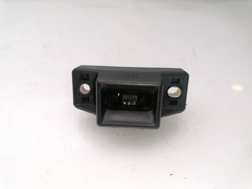 Cerradura maletero / porton DACIA SANDERO