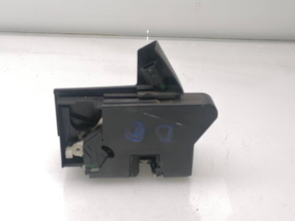 Cerradura puerta delantera derecha DACIA SANDERO