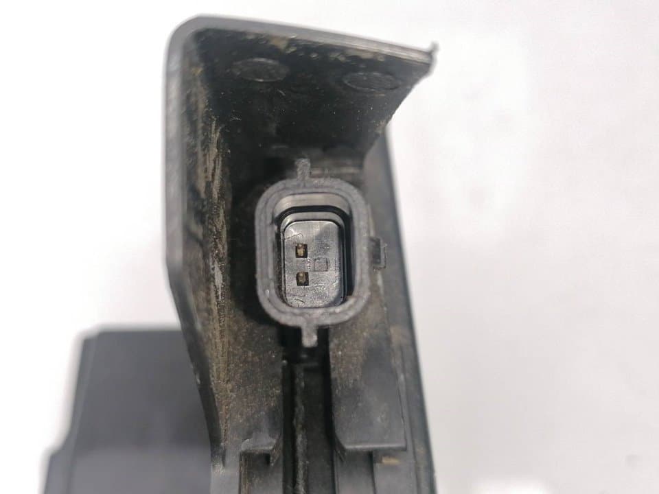Cerradura puerta delantera derecha DACIA SANDERO 2