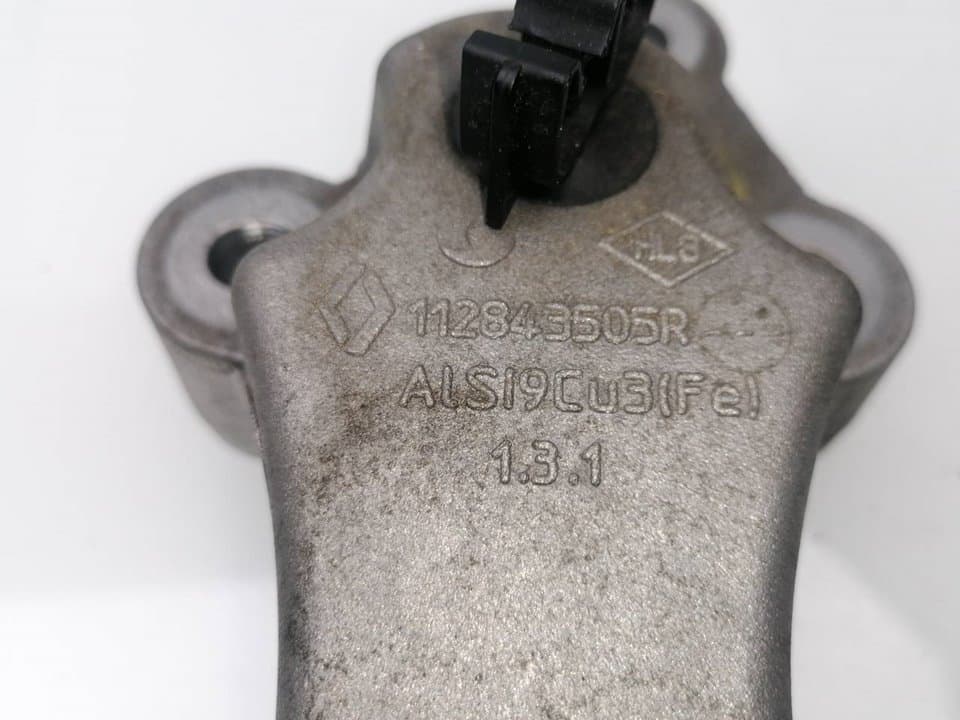 Soporte motor derecho DACIA SANDERO 4
