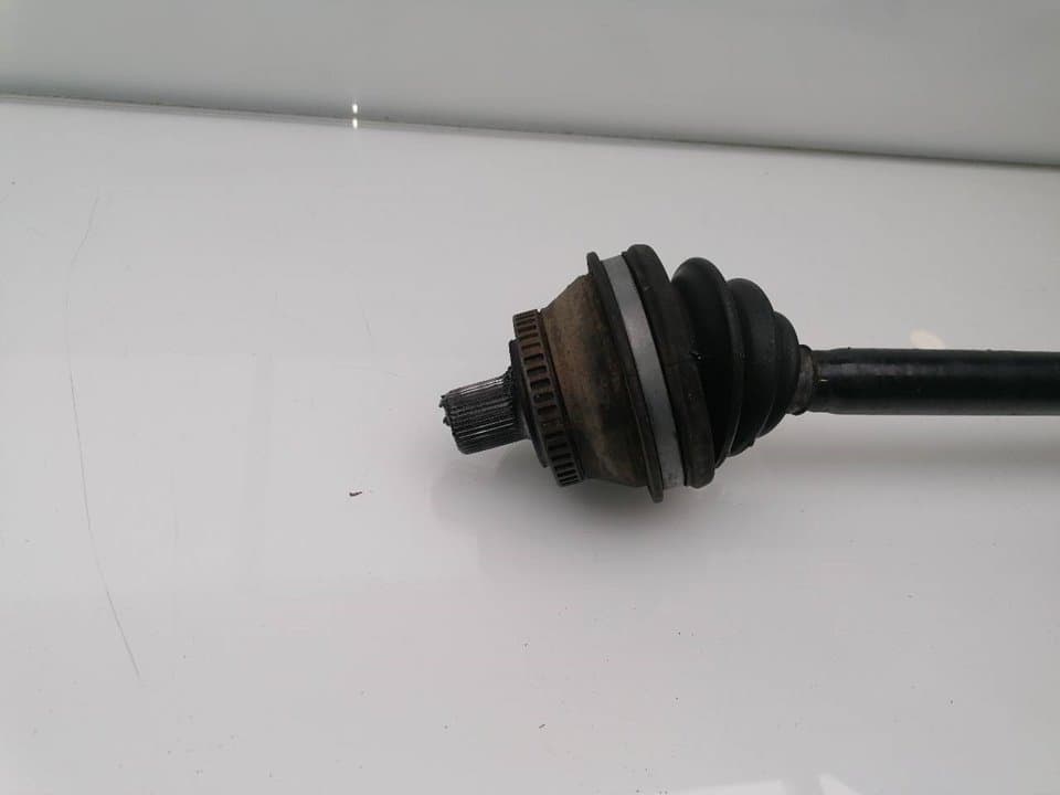 Transmision delantera derecha AUDI A4 AVANT (8E) 2