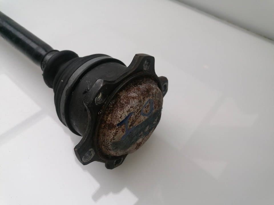 Transmision delantera izquierda AUDI A4 AVANT (8E) 4