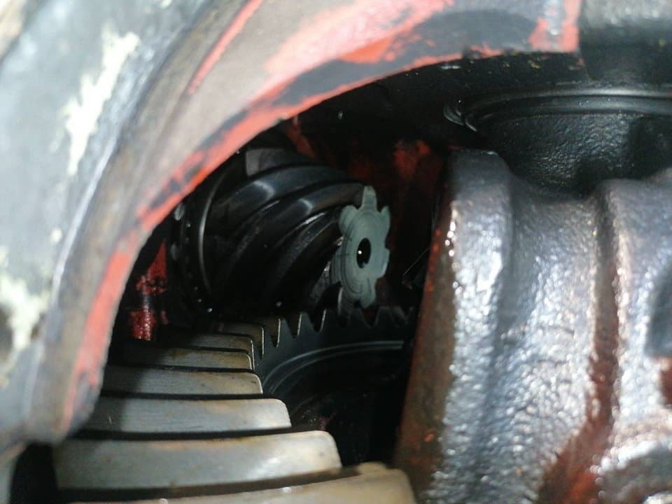 Diferencial trasero NISSAN PATROL (K/W160) 3