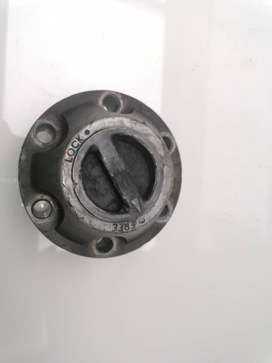 Cubos de bloqueo NISSAN PATROL (K/W260) 2