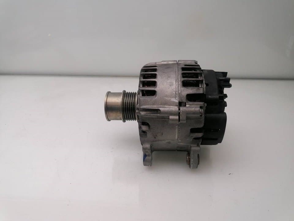 Alternador SEAT ALTEA (5P1) 4