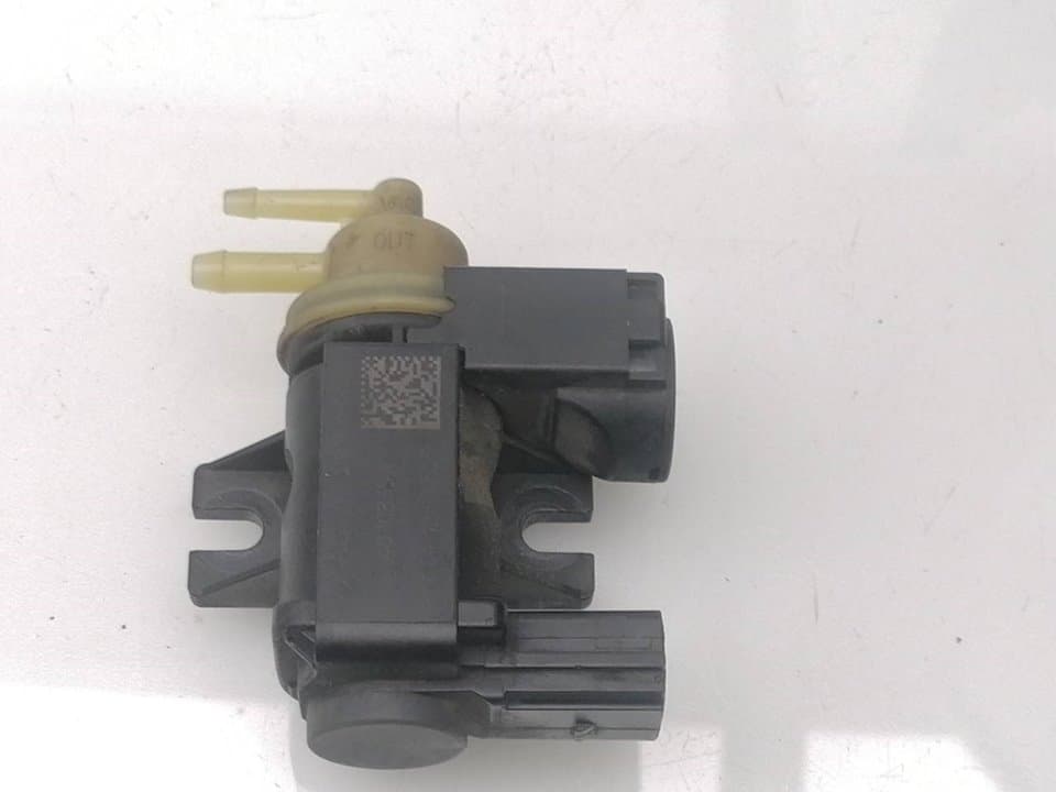 Valvula aire adicional AUDI A4 BERLINA (8E)