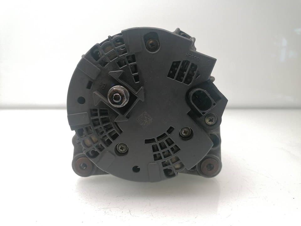 Alternador AUDI A4 BERLINA (8E) 2