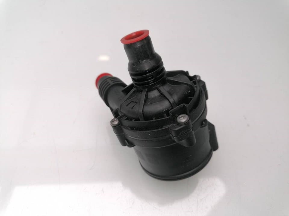 Bomba agua BMW SERIE 1 LIM