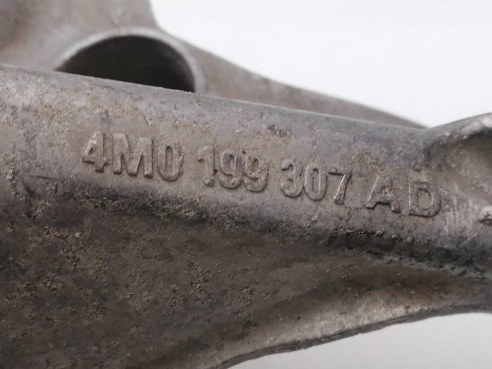 Soporte motor izquierdo AUDI A4 AVANT (8W5) 4