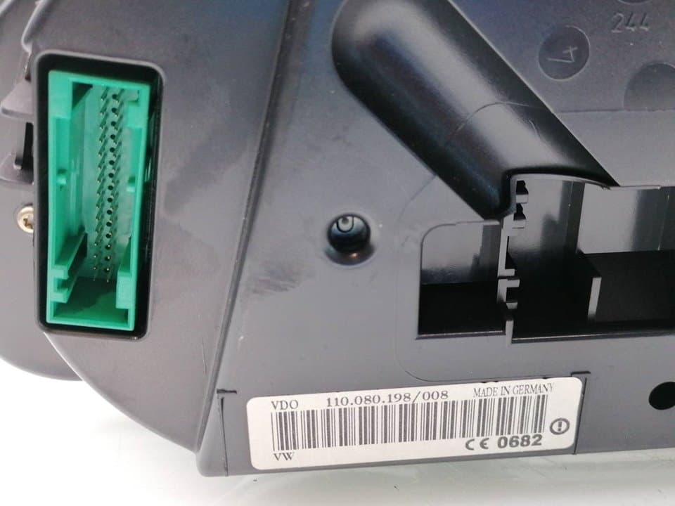 Cuadro instrumentos VOLKSWAGEN PASSAT BERLINA (3A2) 5