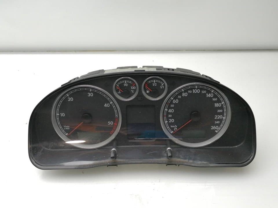 Cuadro instrumentos VOLKSWAGEN PASSAT BERLINA (3A2)