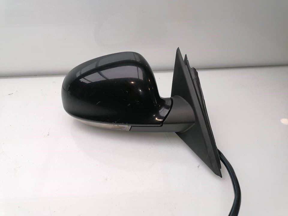 Retrovisor derecho VOLKSWAGEN PASSAT BERLINA (3A2) 4