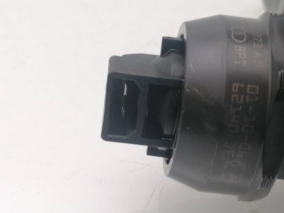 Inyector VOLKSWAGEN PASSAT BERLINA (3A2) 2