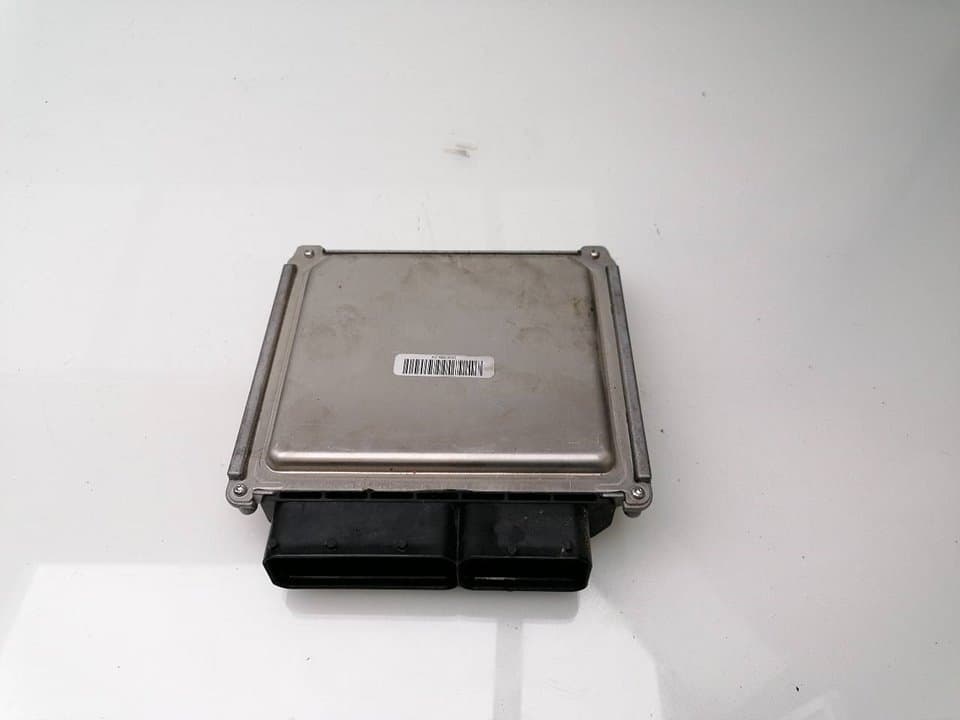 Centralita motor uce SKODA OCTAVIA BERLINA (1Z3) 3