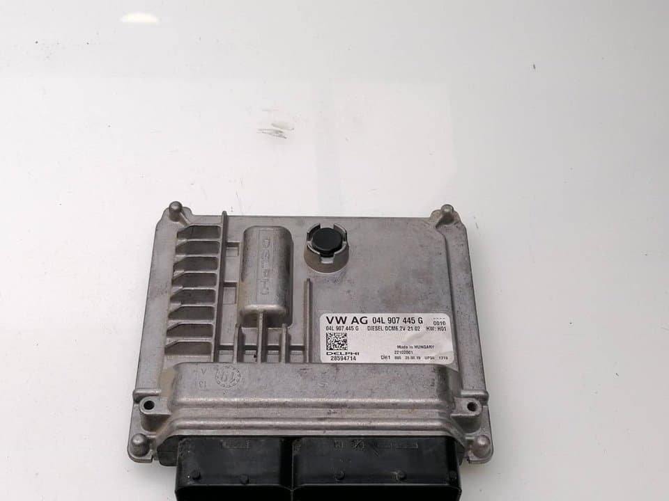 Centralita motor uce SKODA OCTAVIA BERLINA (1Z3)