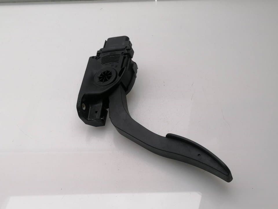 Pedal acelerador FORD TOURNEO CONNECT