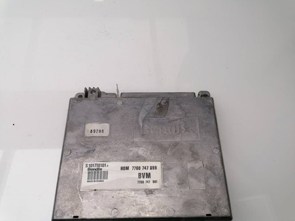 Centralita motor uce RENAULT 21 BERLINA (B/L48)