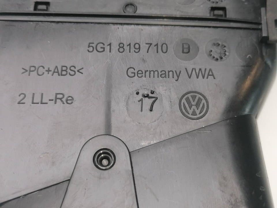 Recambio VOLKSWAGEN GOLF VII LIM. ref. 5G1819710 3